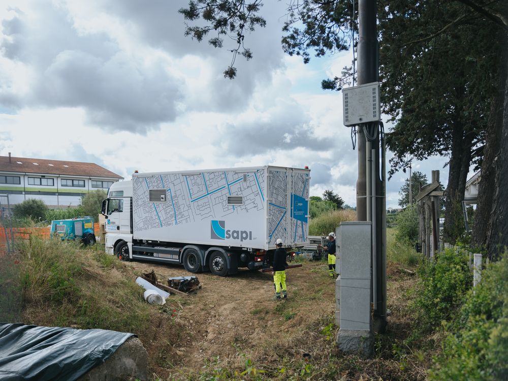 Automezzo SAPI in cantiere